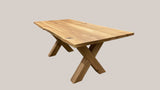 Tisch mit Massivholzplatte Eiche und massiven Eiche Tischgestell im X-Design