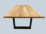 Tisch mit Massivholzplatte Eiche und Metall Tischgestelle im U-Design